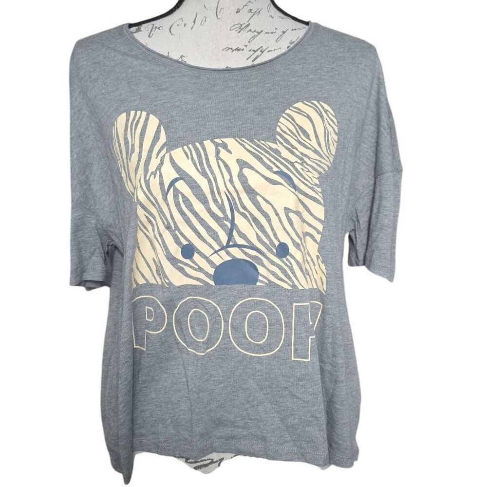 Disney Women's Size Medium Gray Pooh Bear Oversized Graphic Short Sleeve Shirt